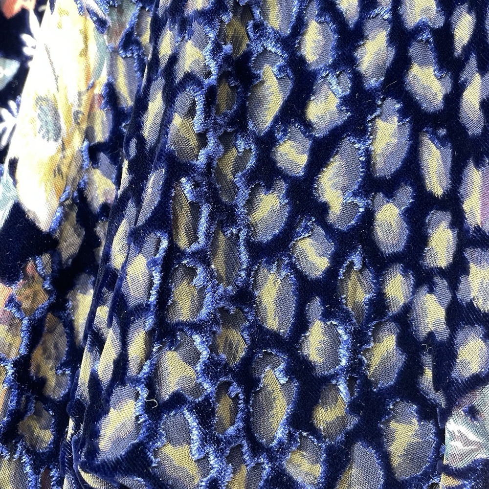 Johnny Was Velvet Burnout Blouse Women's L Blue Floral Print Kimono Sleeve Silk - Picture 10 of 15